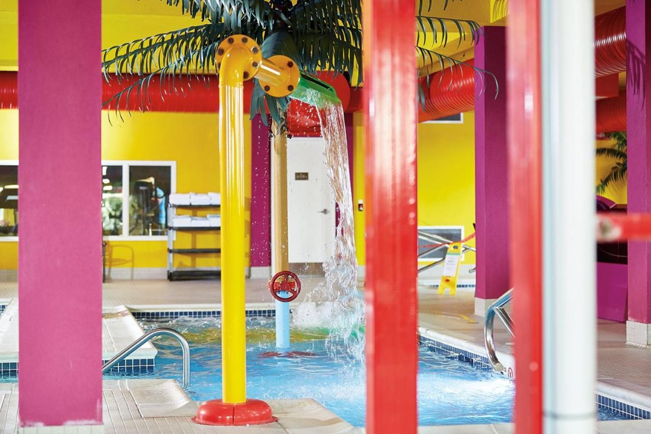 Comfort Suites Regina Luaran gambar