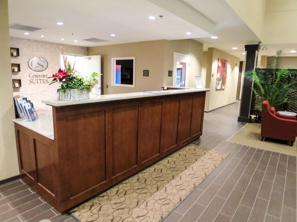 Comfort Suites Regina Luaran gambar
