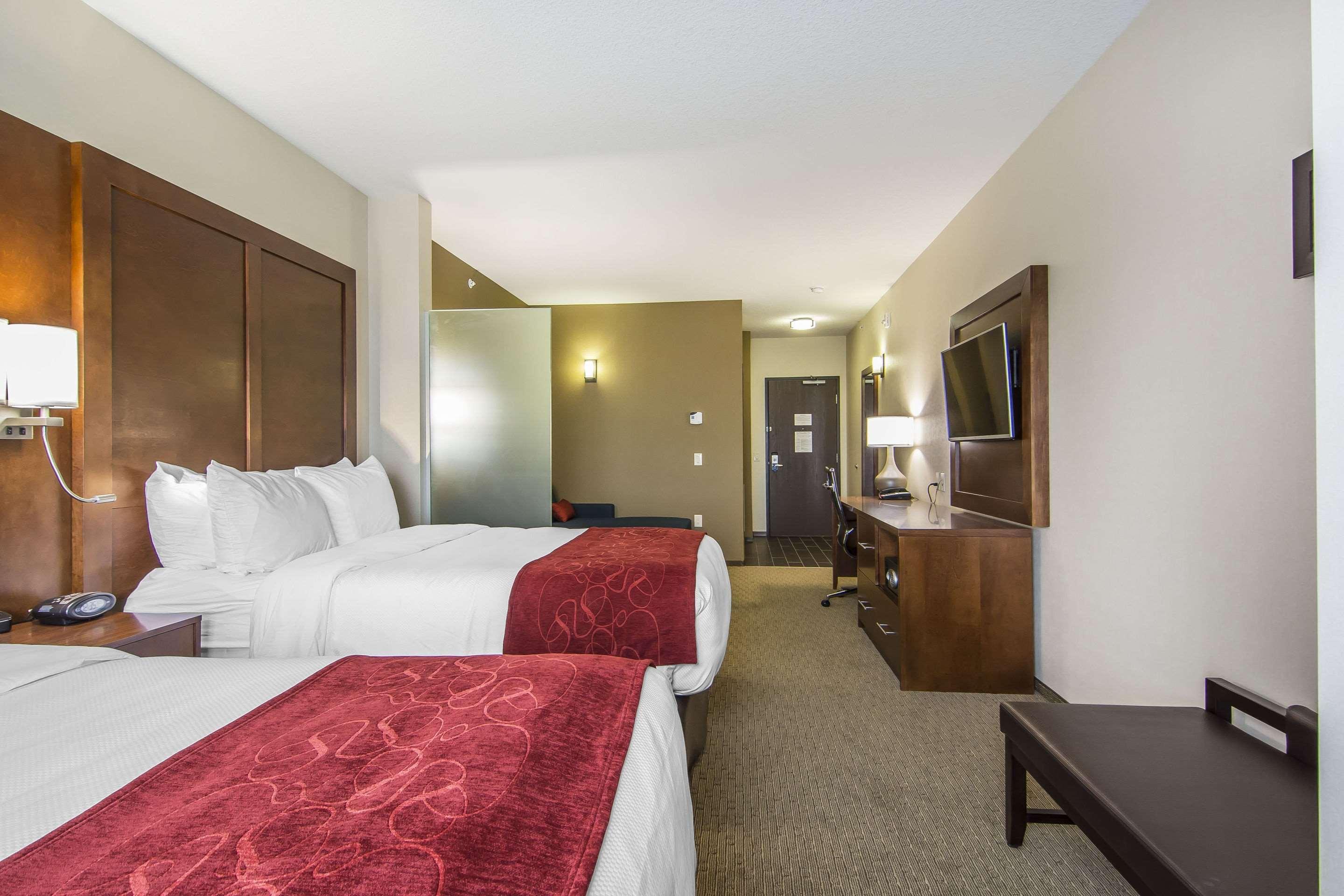 Comfort Suites Regina Luaran gambar