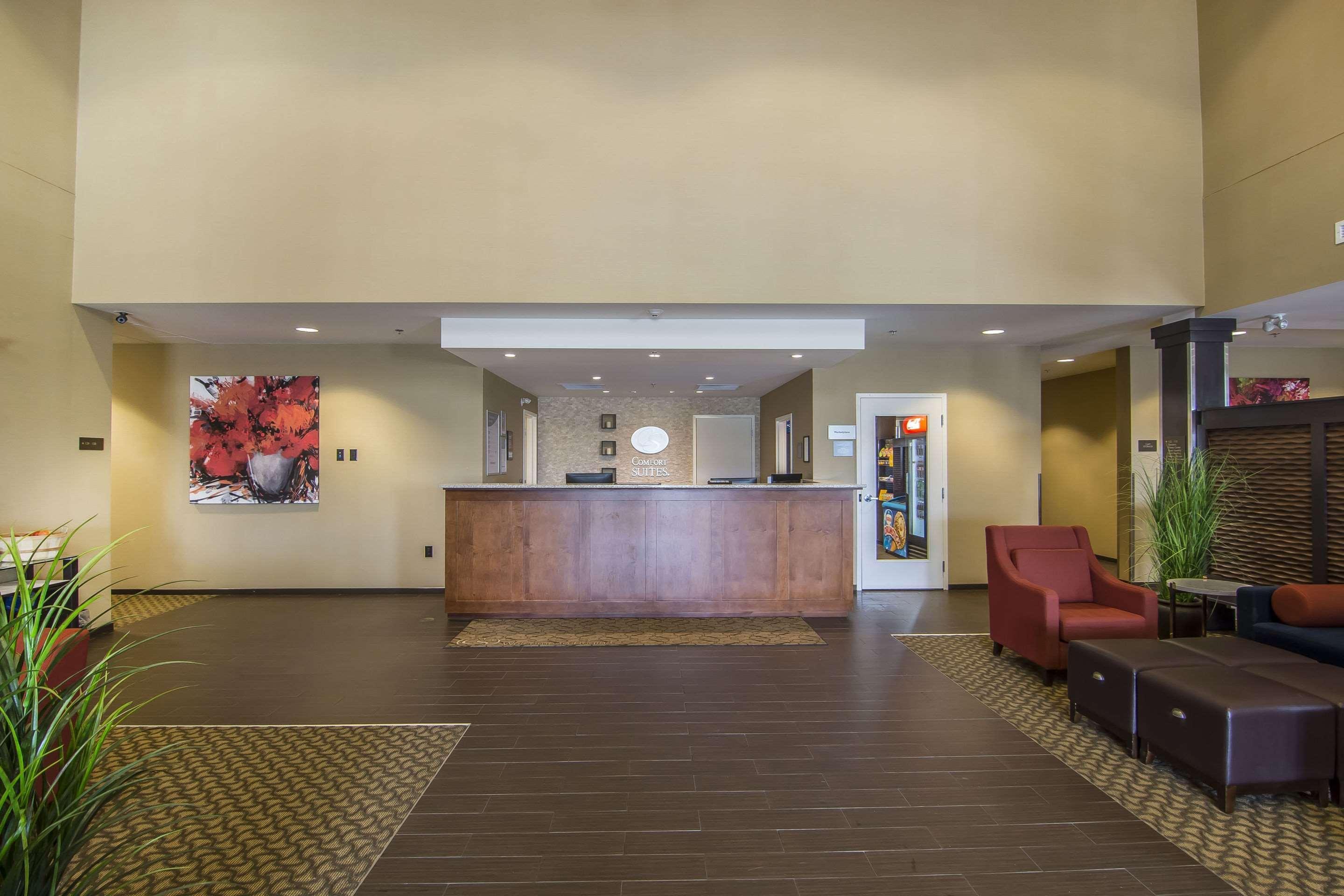 Comfort Suites Regina Luaran gambar