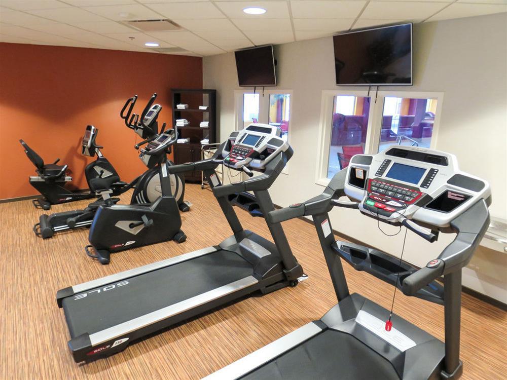 Comfort Suites Regina Luaran gambar