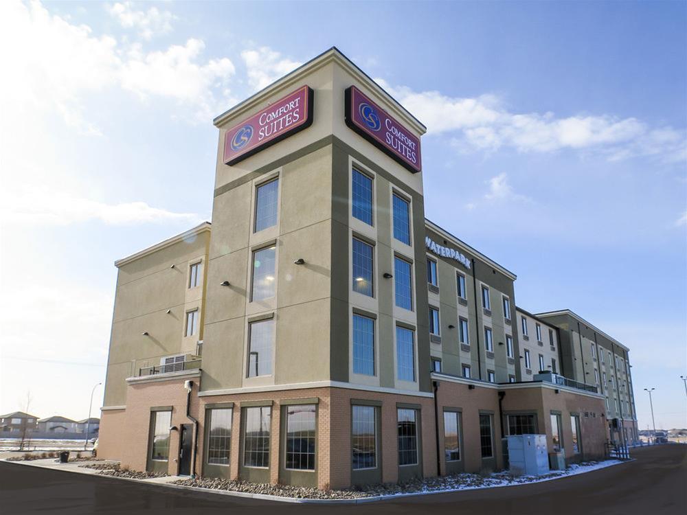 Comfort Suites Regina Luaran gambar